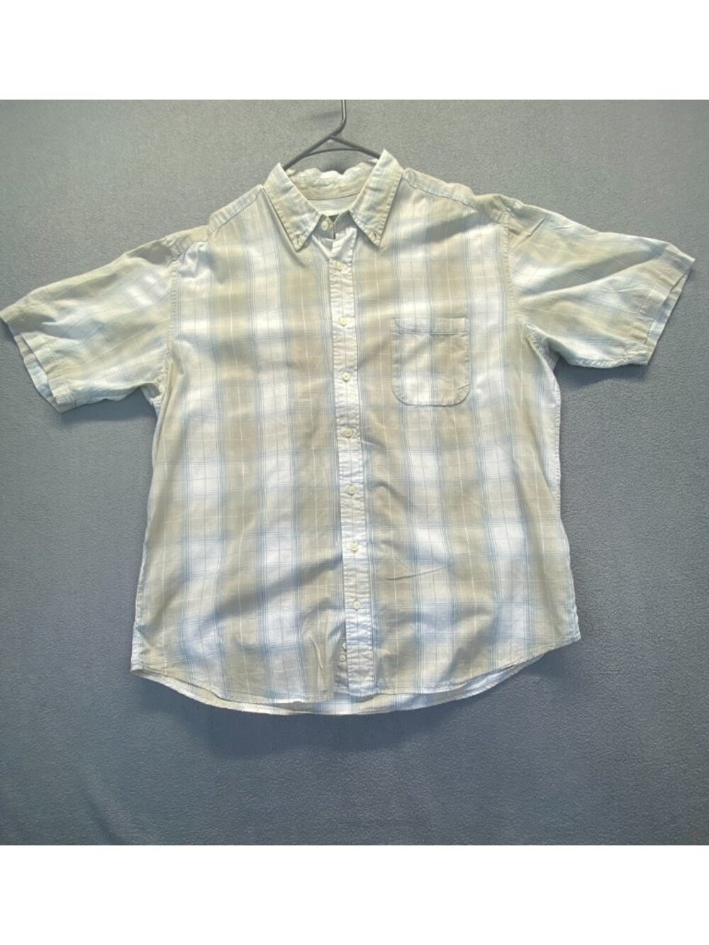 Eddie Bauer Shirt Men XL Gray Plaid Button Front Short Sleeve Hike Outdoor